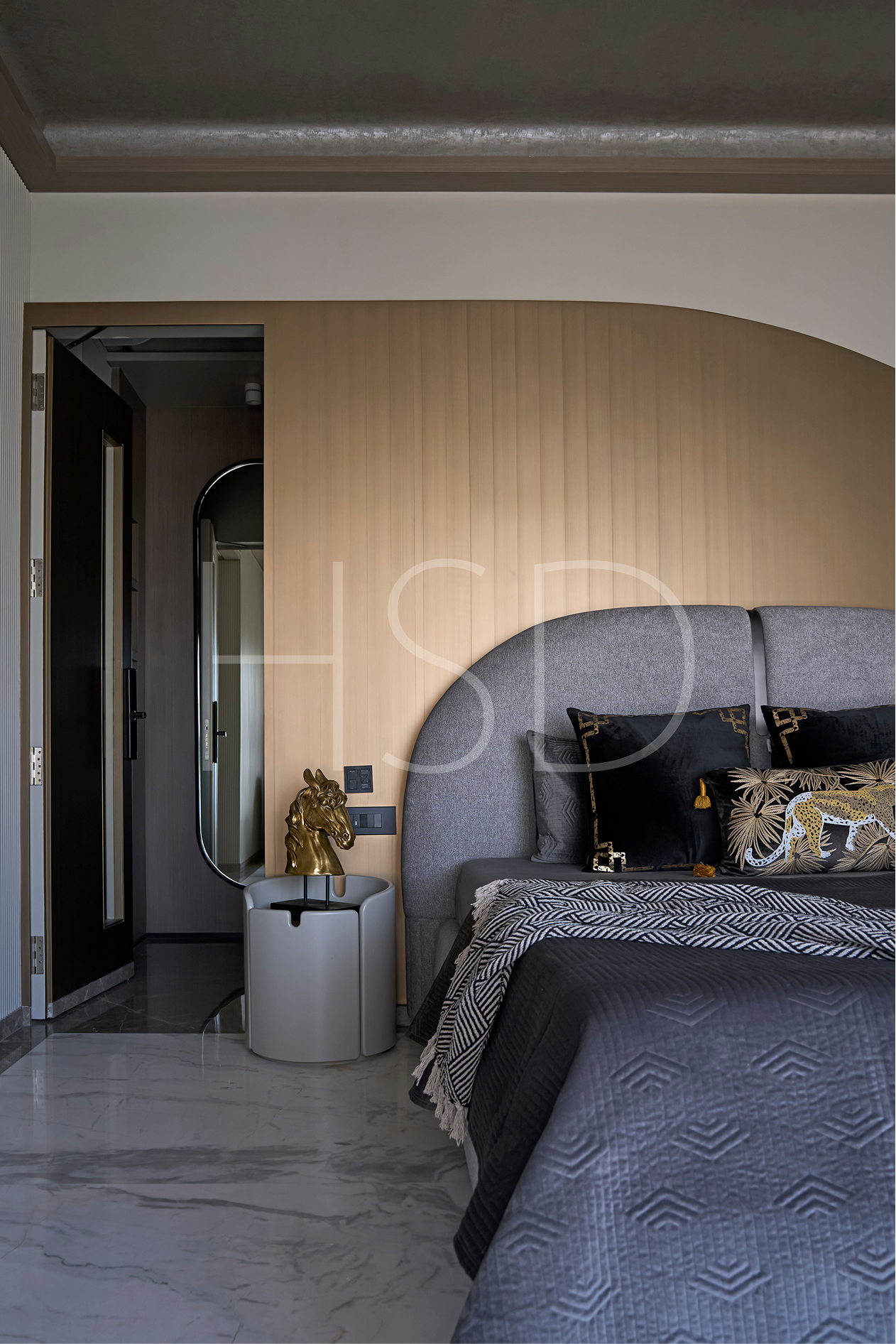 Lodha25